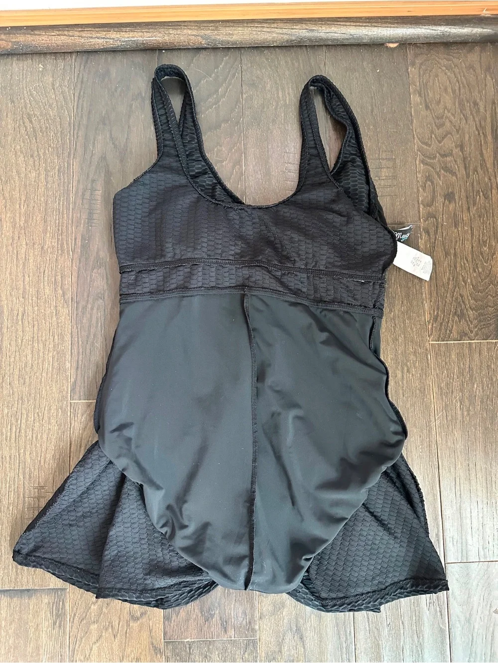 Maxine’s of Hollywood. Women’s Spa Textured Black Swim Dress One Piece, Size 14